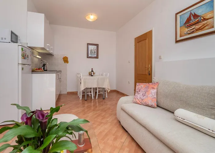 شقة Jovize ماكارسكا