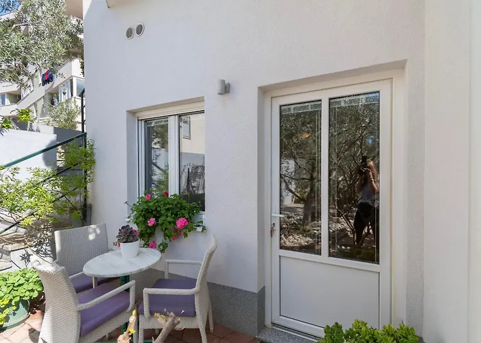 Jovize شقة ماكارسكا