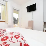 Jovize Apartment Makarska