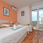 Jovize Apartment *