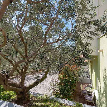 Jovize Appartement Makarska