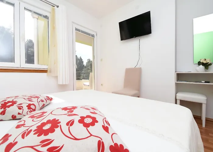 Jovize Lägenhet Makarska