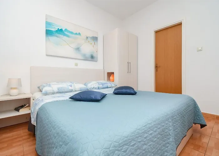 Jovize דירה מאקרסקה